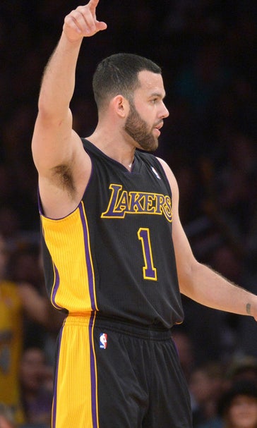 Farmar scores career-high 30 as Lakers beat Kings